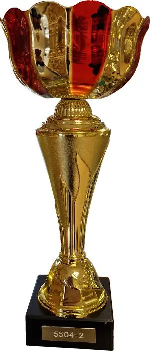 5504, Guld/röd pokal utan lock på marmorsockel